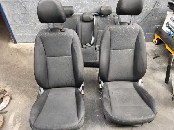 INTÉRIEUR SIÈGES HYUNDAI - Vue 1